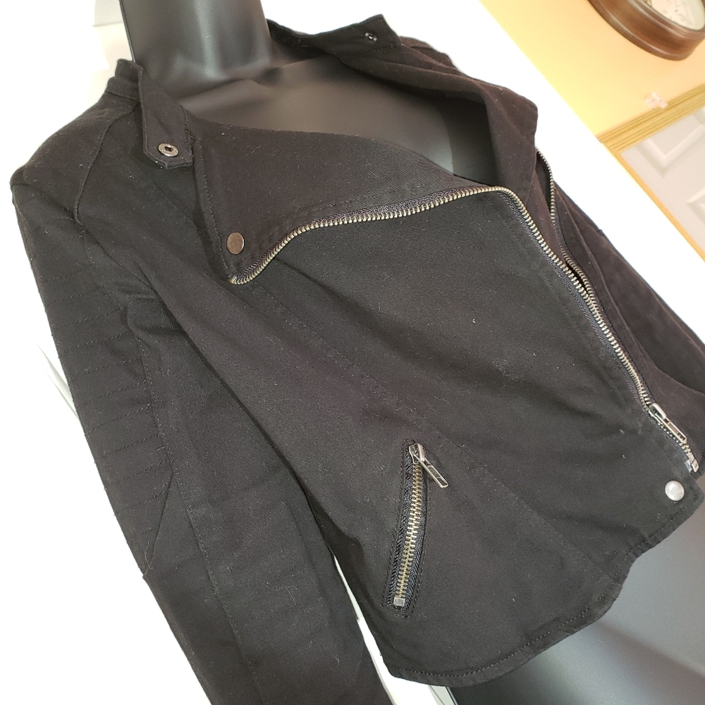 Black Rocker Style Jacket Rue21  Size Medium - Picture 2 of 8